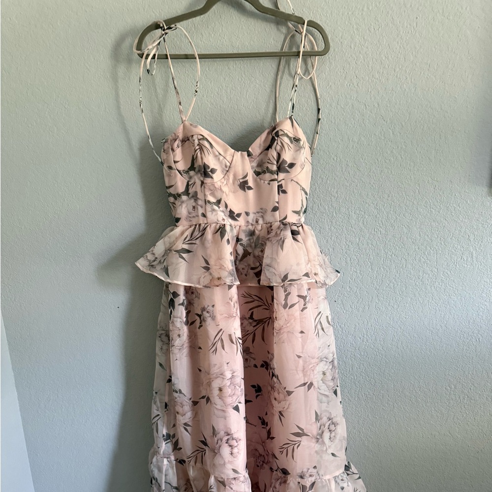 Petal + Pup Kennie Pink Floral Peplum Midi – L (NWT) - Picture 2 of 7
